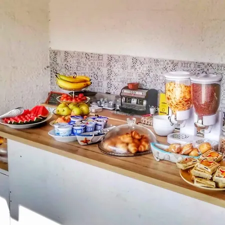 Bed & Breakfast Borgomarino's Cefalu