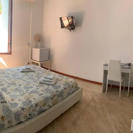 Borgomarino's Couette-café 4*